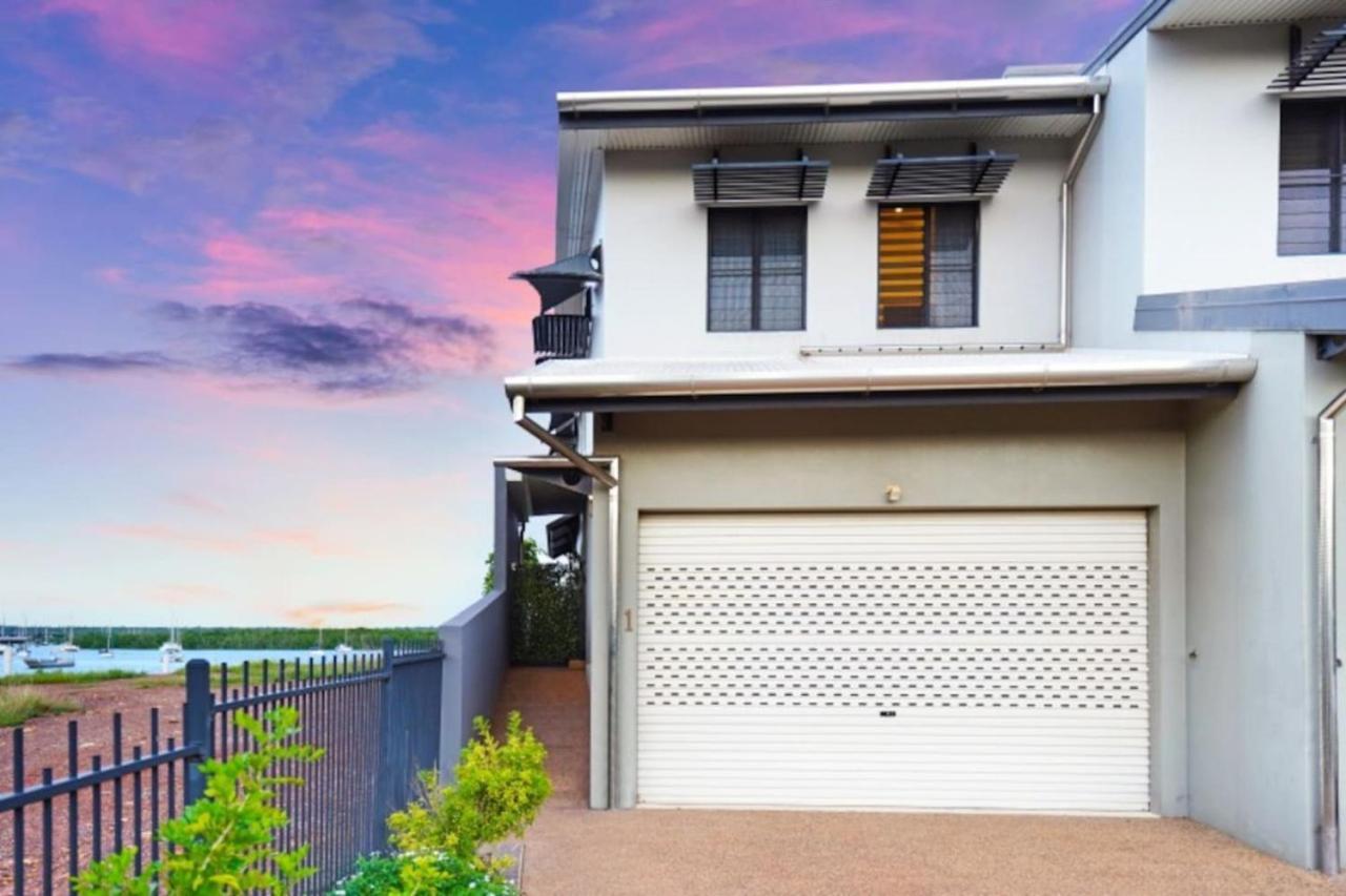 Opulent Ocean View Townhouse Villa Stuart Park Exterior photo